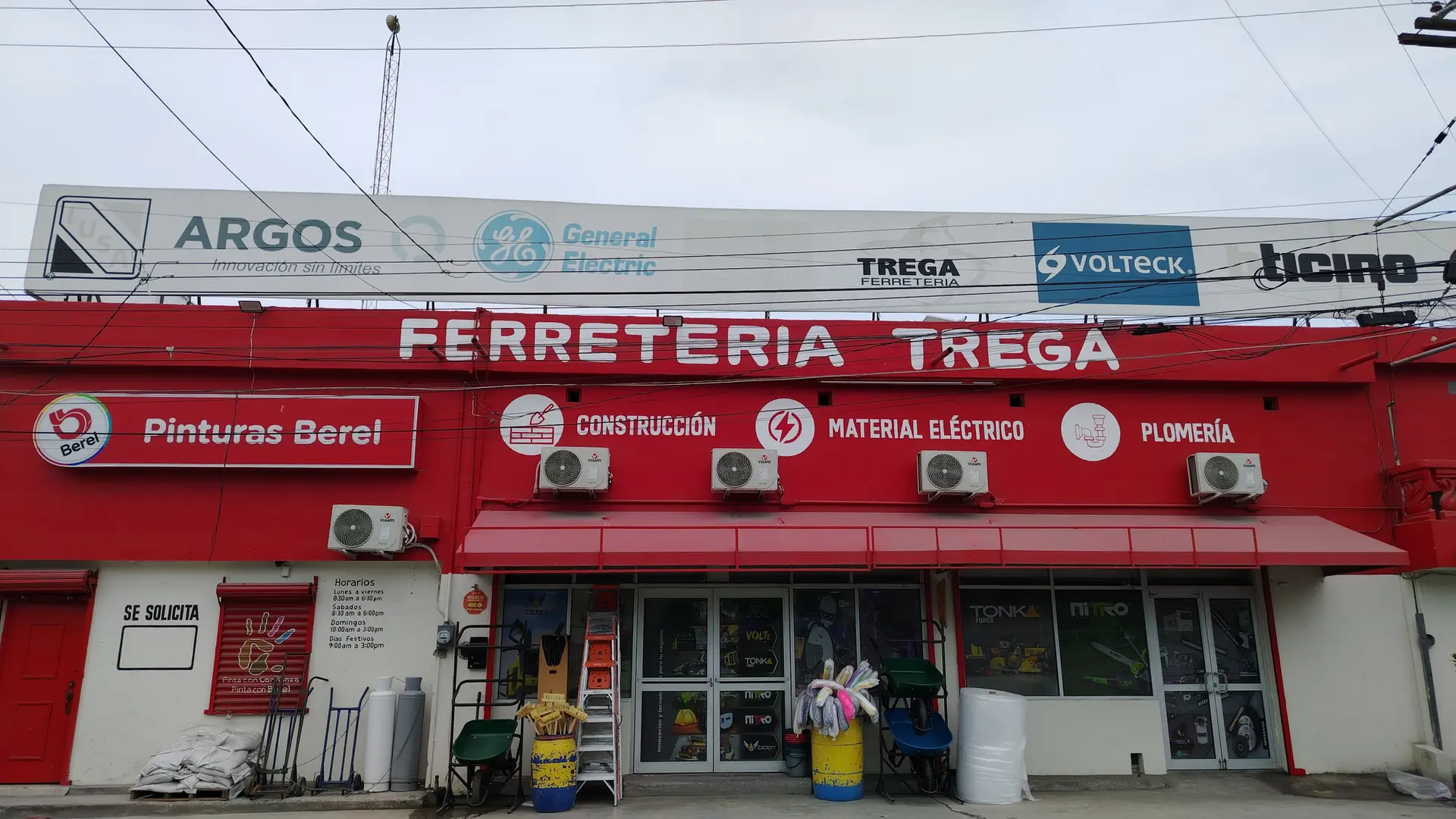 Fachada de Ferretería TREGA en Gral. Escobedo, Nuevo León